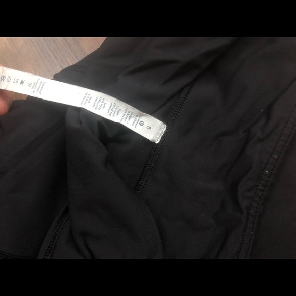 Roots and Lululemon pants - Picture 4 of 13